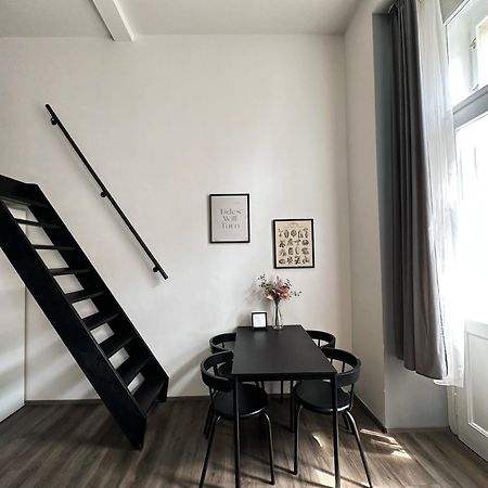 Grand Viceroy Apartments - Gothic Tower View Prag Exterior foto