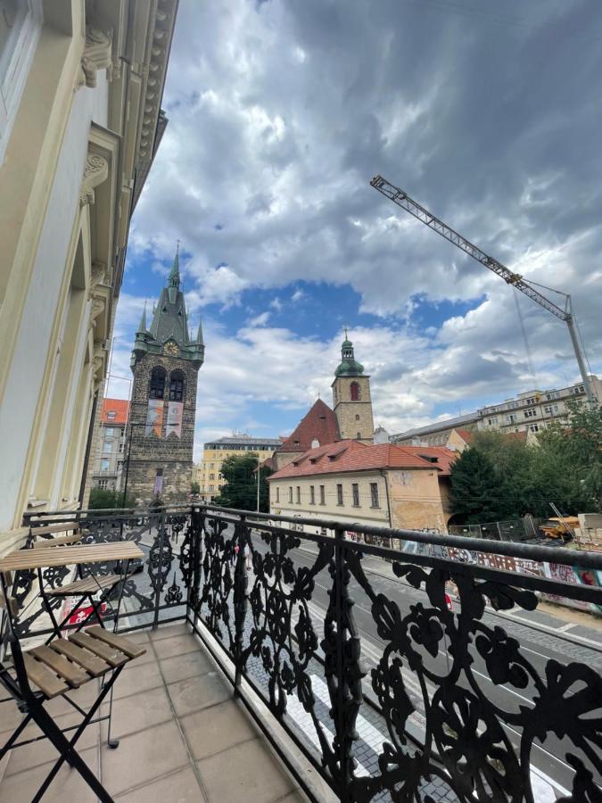 Grand Viceroy Apartments - Gothic Tower View Prag Exterior foto