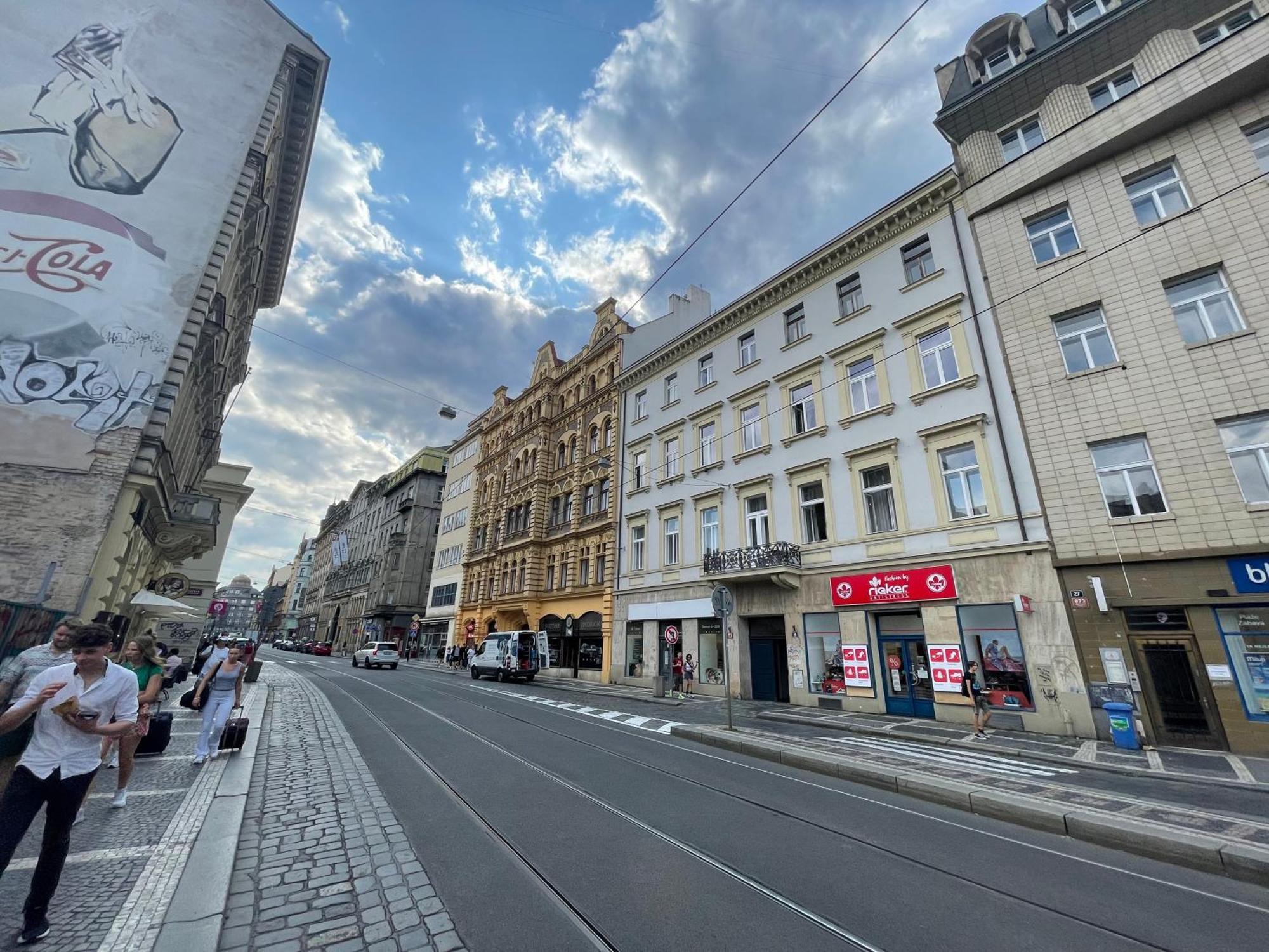 Grand Viceroy Apartments - Gothic Tower View Prag Exterior foto